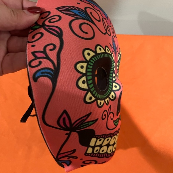 Colorful Sugar Skull Party Set - Picture 12 of 14